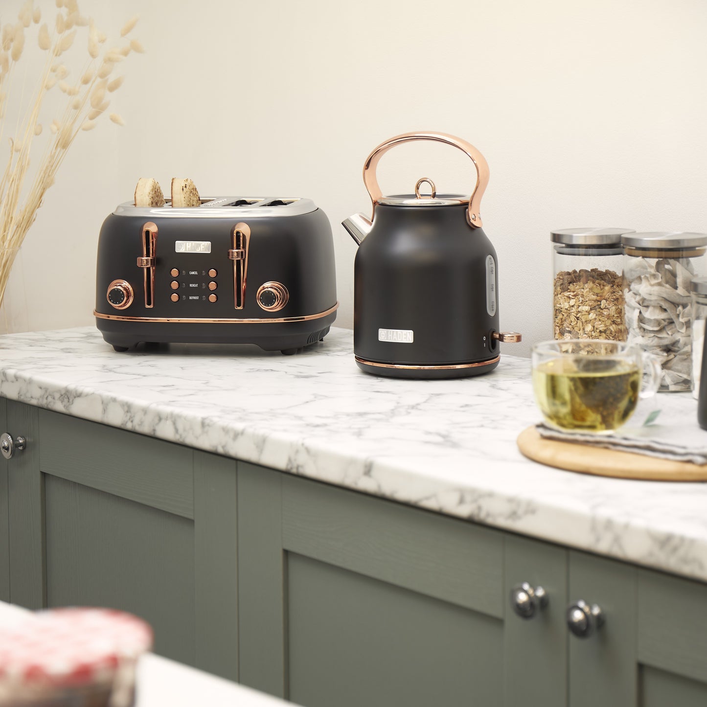Haden Dorset 4-Slice Wide Slot Toaster - Black & Copper