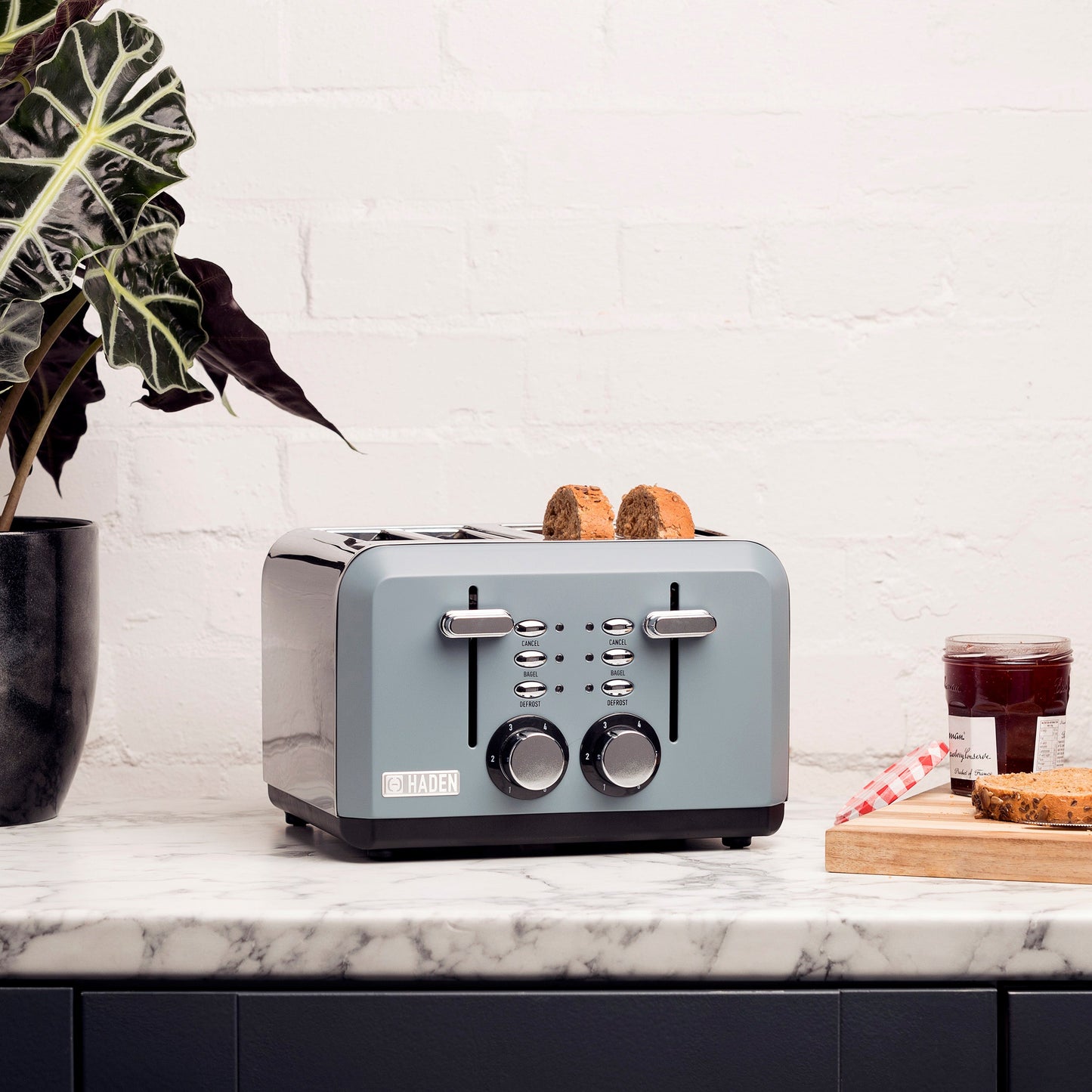 Haden Perth 4-Slice Wide Slot Toaster - Grey