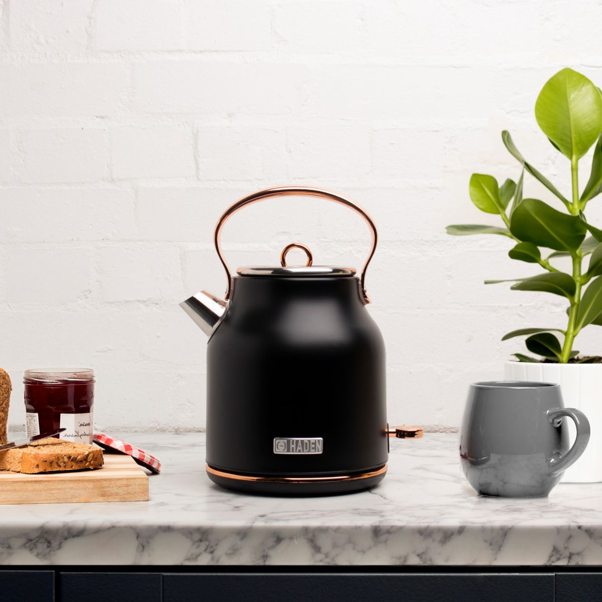 Haden Heritage 1.7L Electric Kettle - Black and Copper