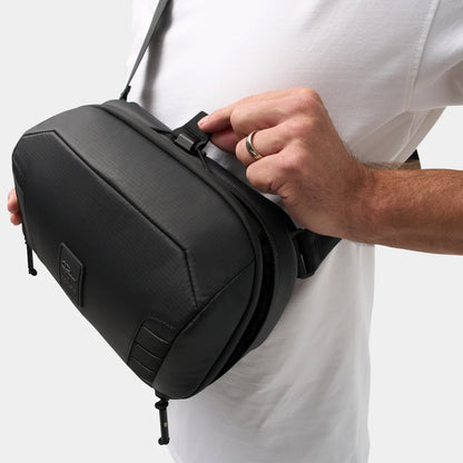 Nomatic McKinnon Camera Sling 5L